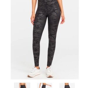 Women's SPANX Camouflage faux leather Leggings